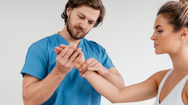 Tennis Elbow Treatment in Rohini