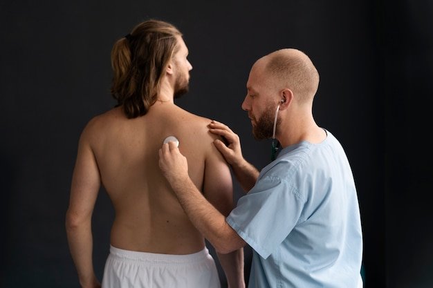 Best frozen shoulder treatment in Rohini West