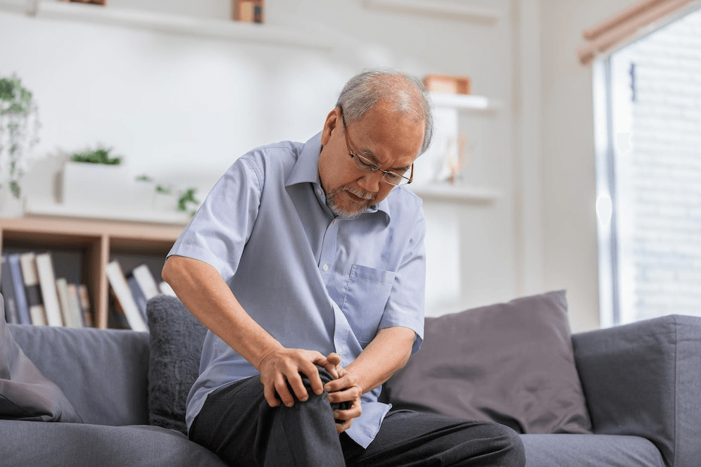 Best Knee pain Treatment in North Delhi