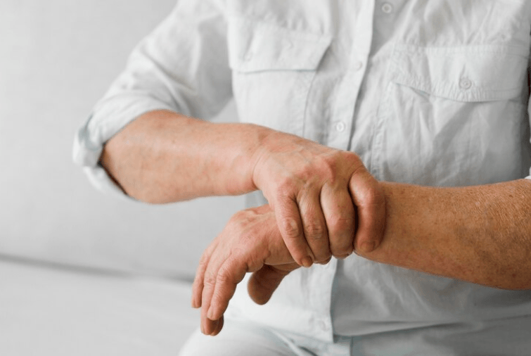 Trigger finger treatment in North Delhi