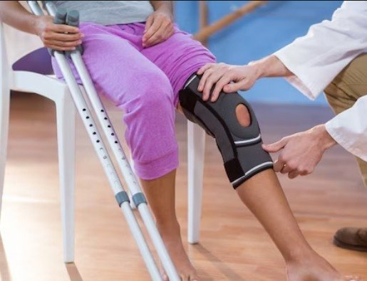 Knee Pain Management and Treatment in North Delhi